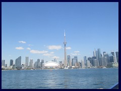 View of the Harbourfront the tour boat 030